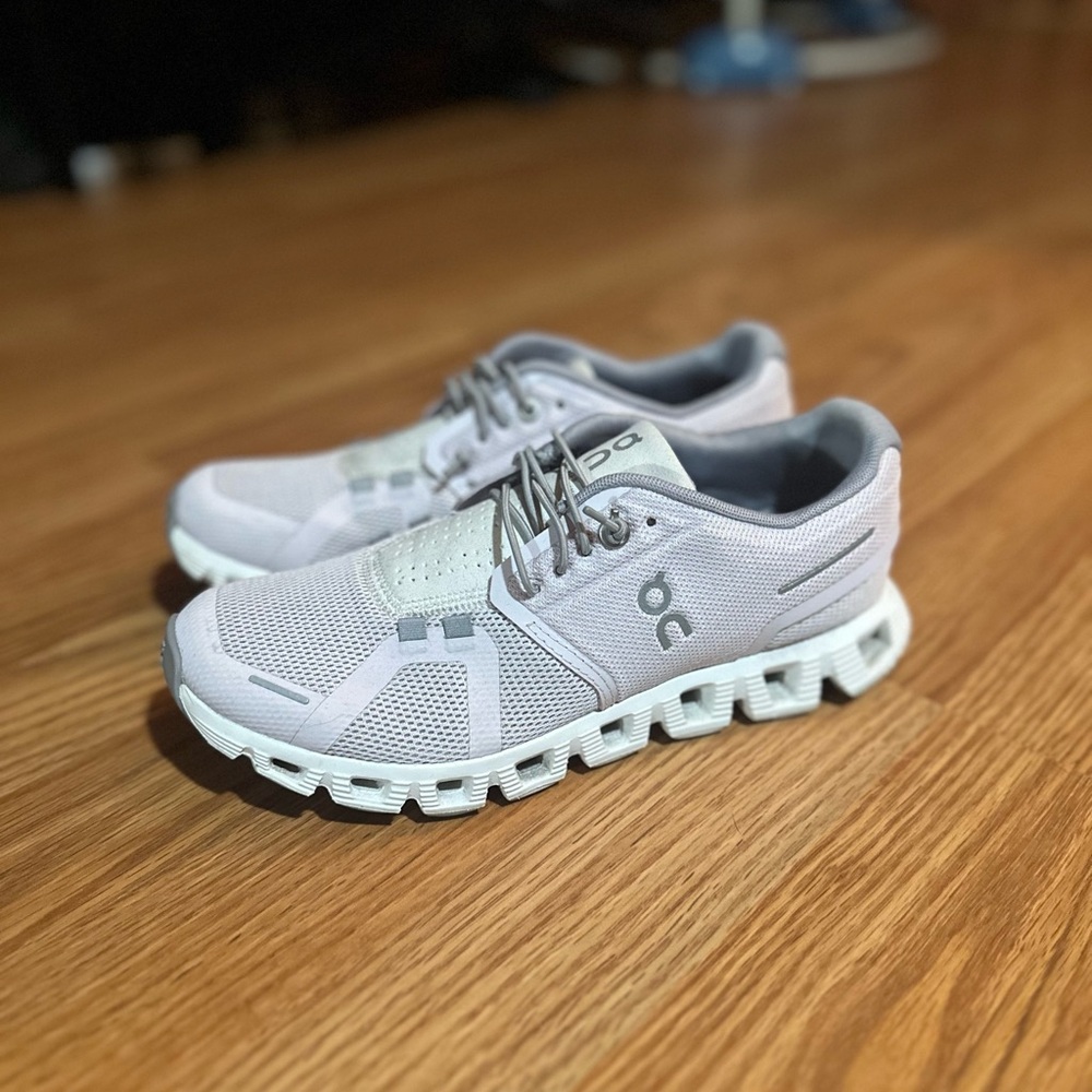 ON Women's Light Purple Sneakers